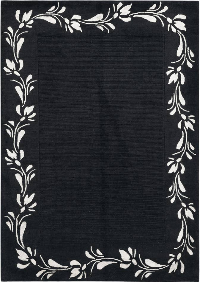 Detail image of 4' 1 x 6' Darya Rug