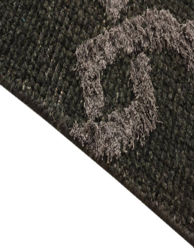 Detail image of 9' x 11' 9 Hand Knotted Darya Rug