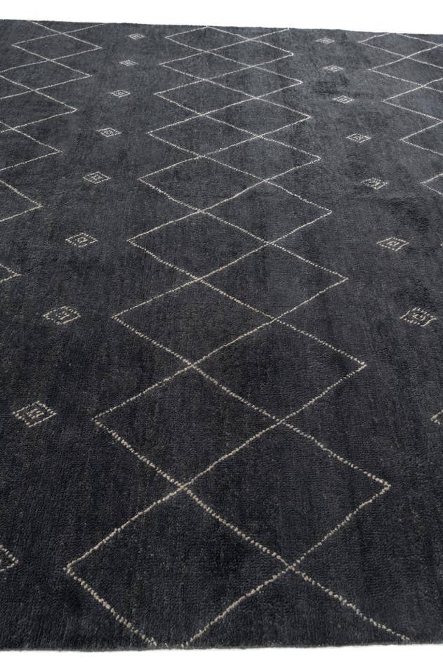 Detail image of 9' x 12' 1 Hand Knotted Darya Wool Rug