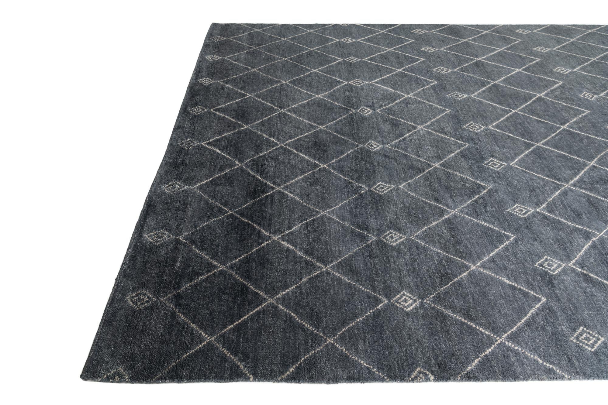 8' 1 x 10' Hand Knotted Darya Wool Rug