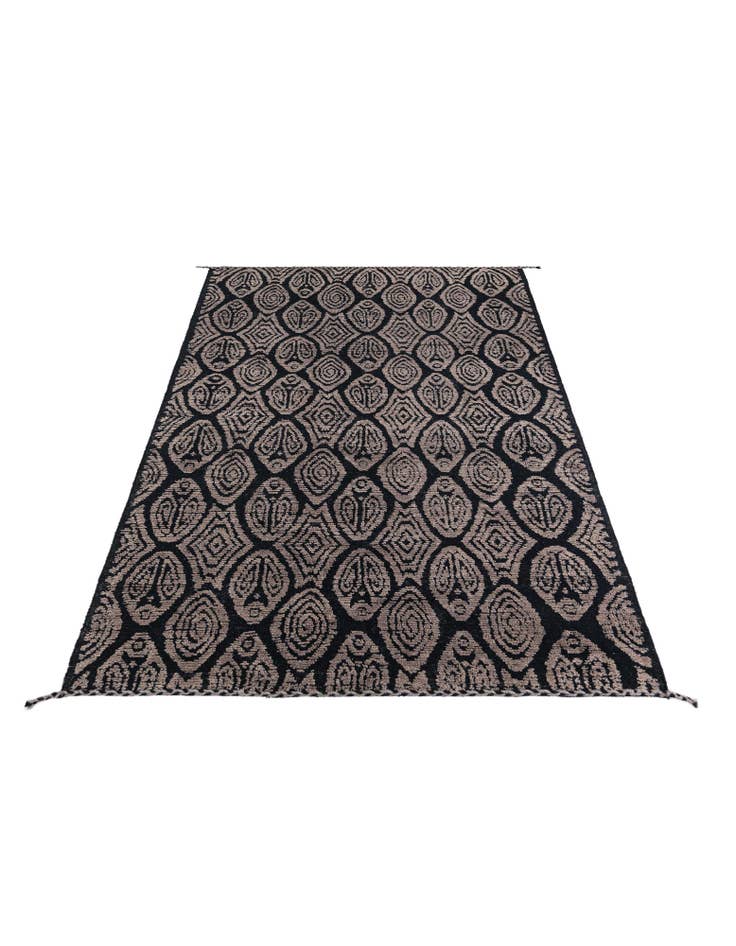 Detail image of 6' 5 x 9' 4 Hand Knotted Darya Wool Rug