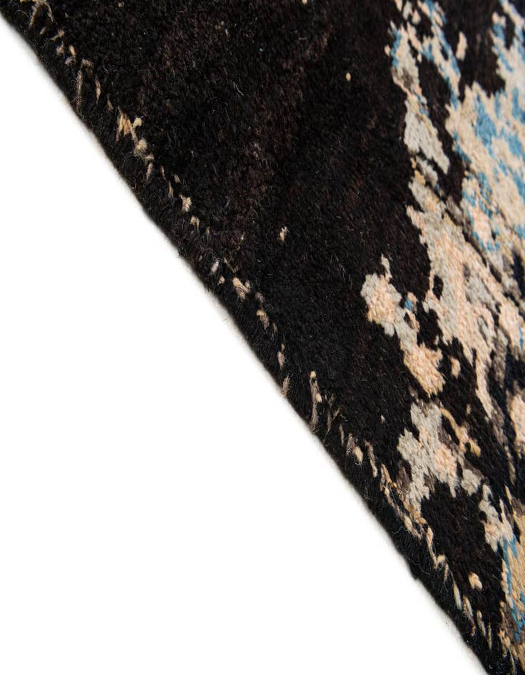 Detail image of 10' 2 x 14' 1  Hand Knotted Darya Wool Rug