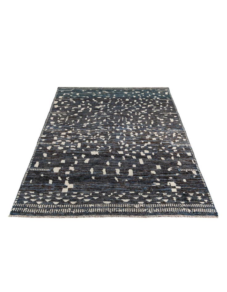 Detail image of 7' 9 x 9' 9 Hand Knotted Darya Wool Rug