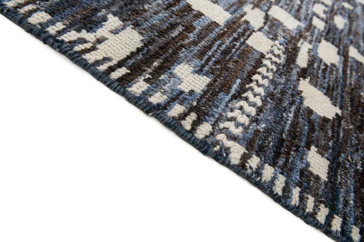 Detail image of 7' 9 x 9' 9 Hand Knotted Darya Wool Rug