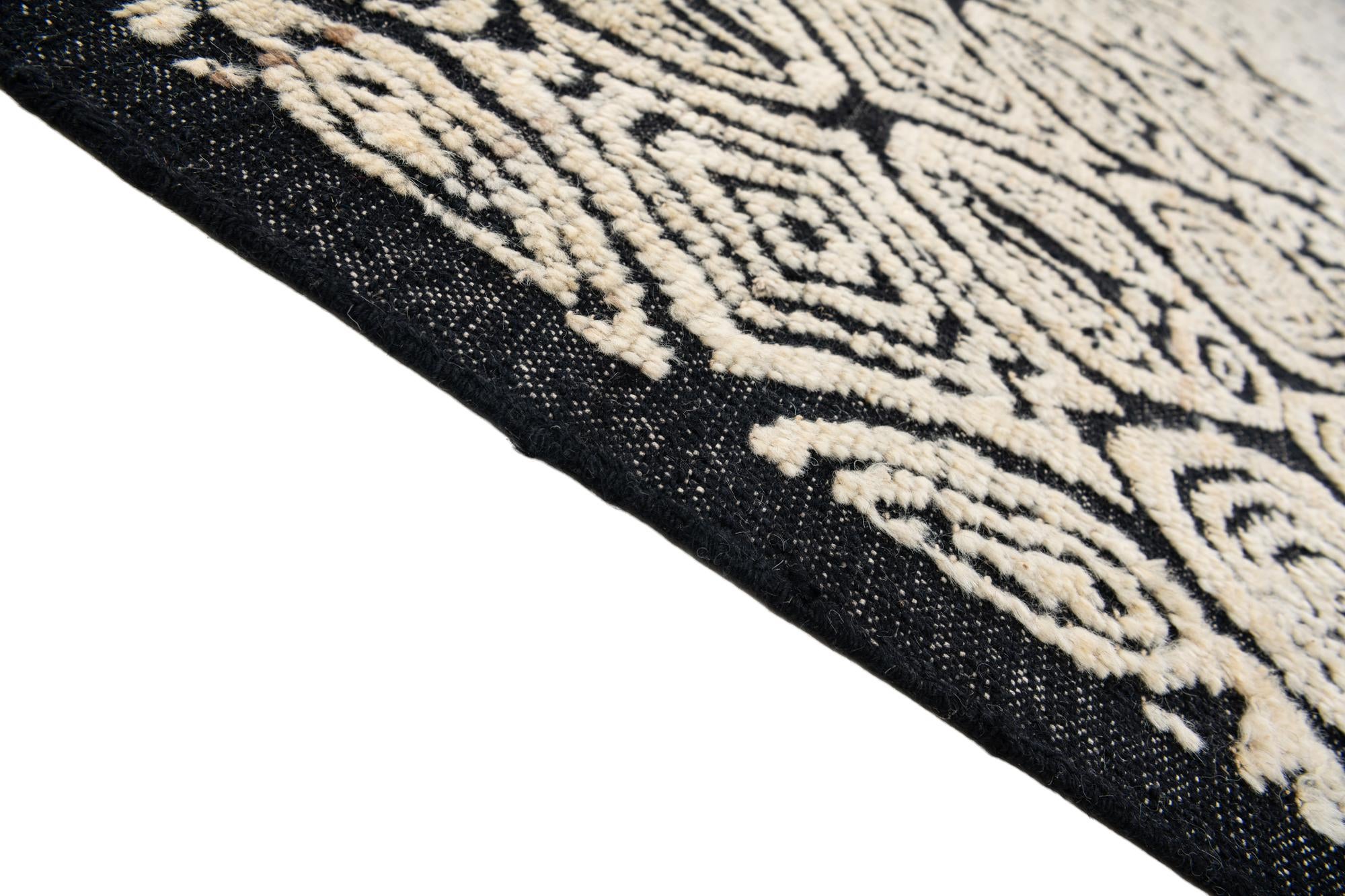 12' 2 x 15' 1 Hand Knotted Darya Wool Rug