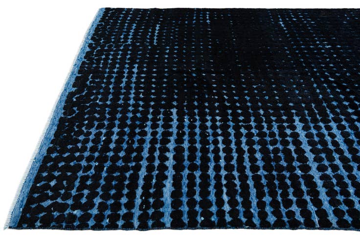 Detail image of 7' 10 x 10' 4 Hand Knotted Darya Wool Rug