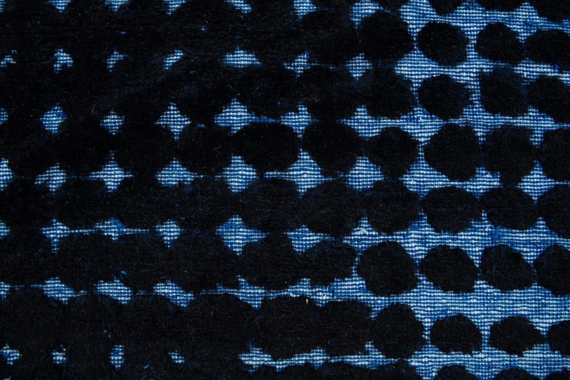 7' 10 x 10' 4 Hand Knotted Darya Wool Rug
