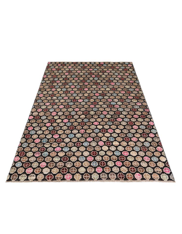 Detail image of 6' 1 x 9' Hand Knotted Darya Wool Rug