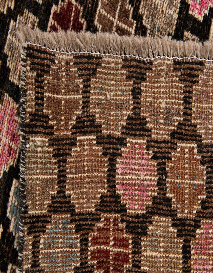 Detail image of 6' 1 x 9'  Hand Knotted Darya Wool Rug