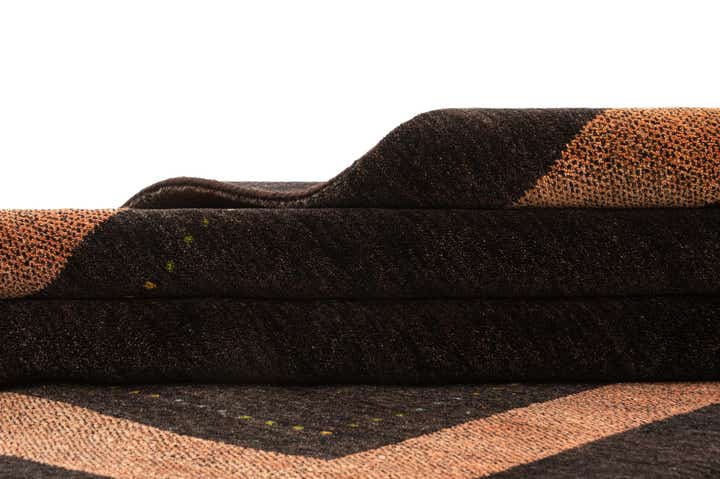 5' 1 x 6' 8 Hand Knotted Gabbeh Wool Rug