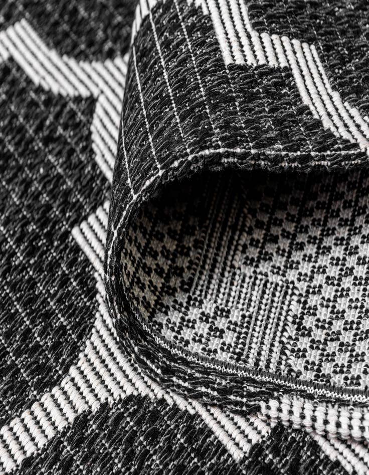 Detail image of 7' 5 x 10' Georgia Rug