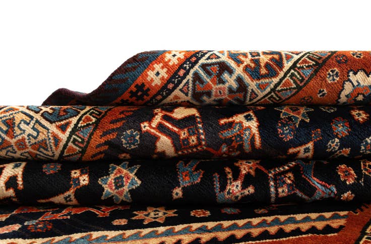 Detail image of 4' 10 x 8' 2 Ghashghai Wool Rug