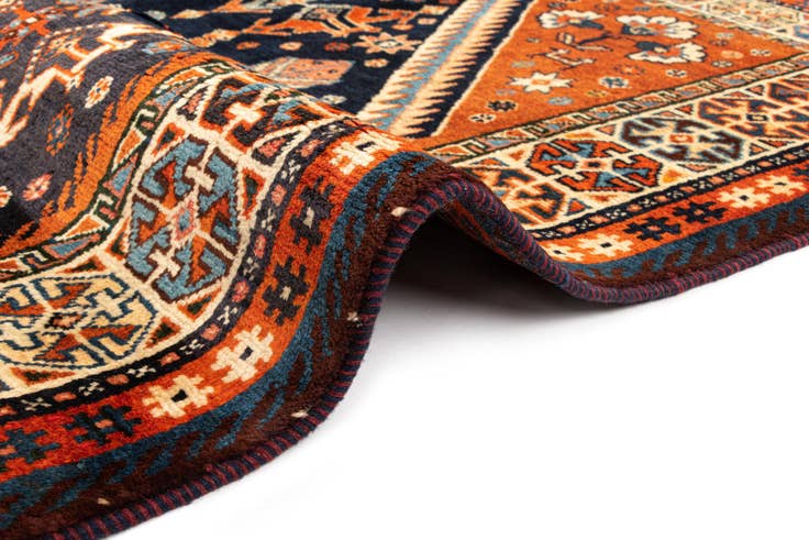 Detail image of 4' 10 x 8' 2 Ghashghai Wool Rug