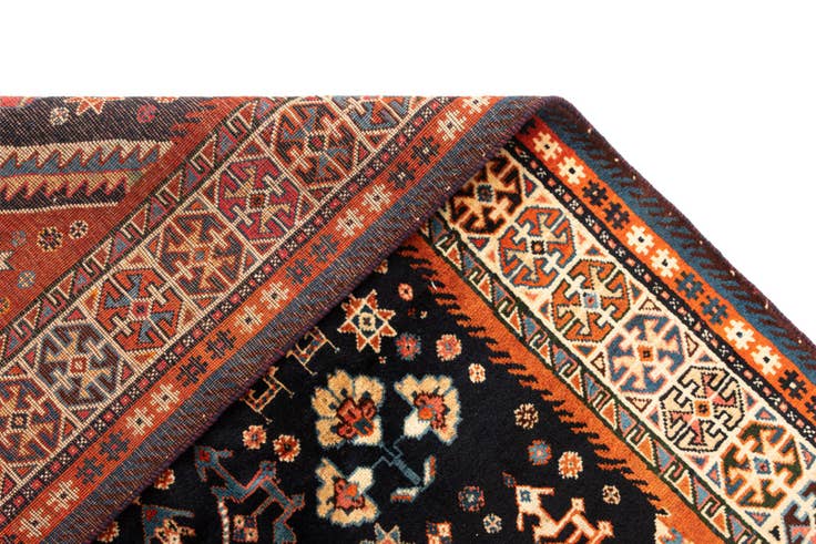 Detail image of 4' 10 x 8' 2 Ghashghai Wool Rug