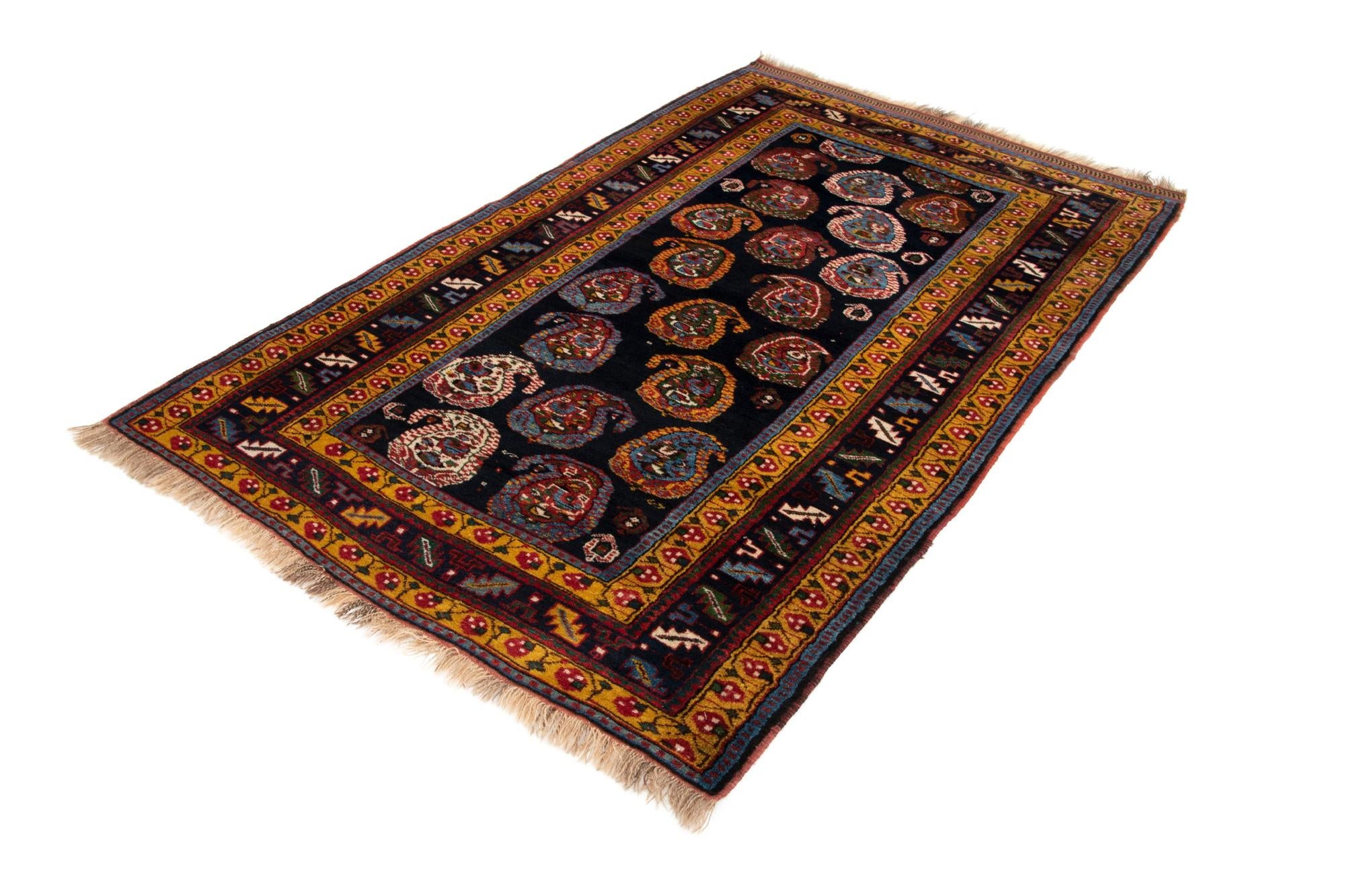 4' x 6' 6 Hand Knotted Ghashghai Persian Rug