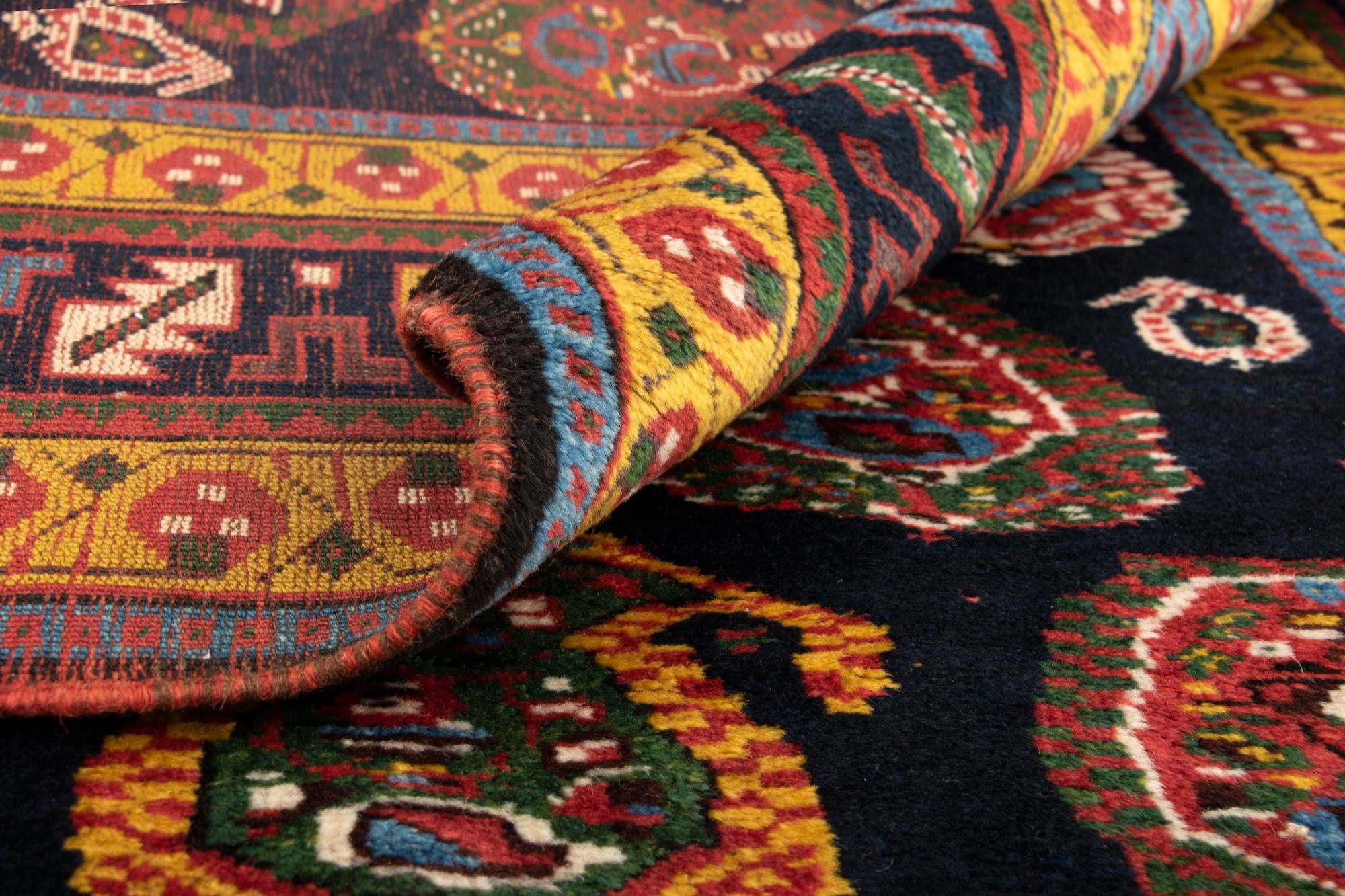 4' x 6' 6 Hand Knotted Ghashghai Persian Rug