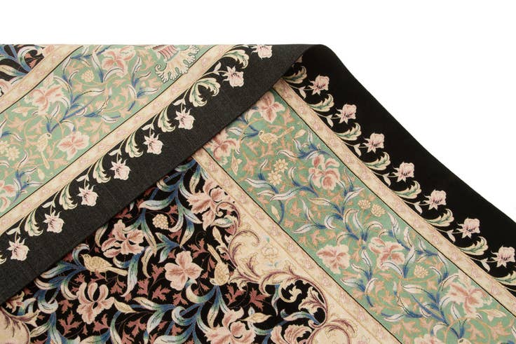 Detail image of 6' 3 x 10' Ghom Design Rug