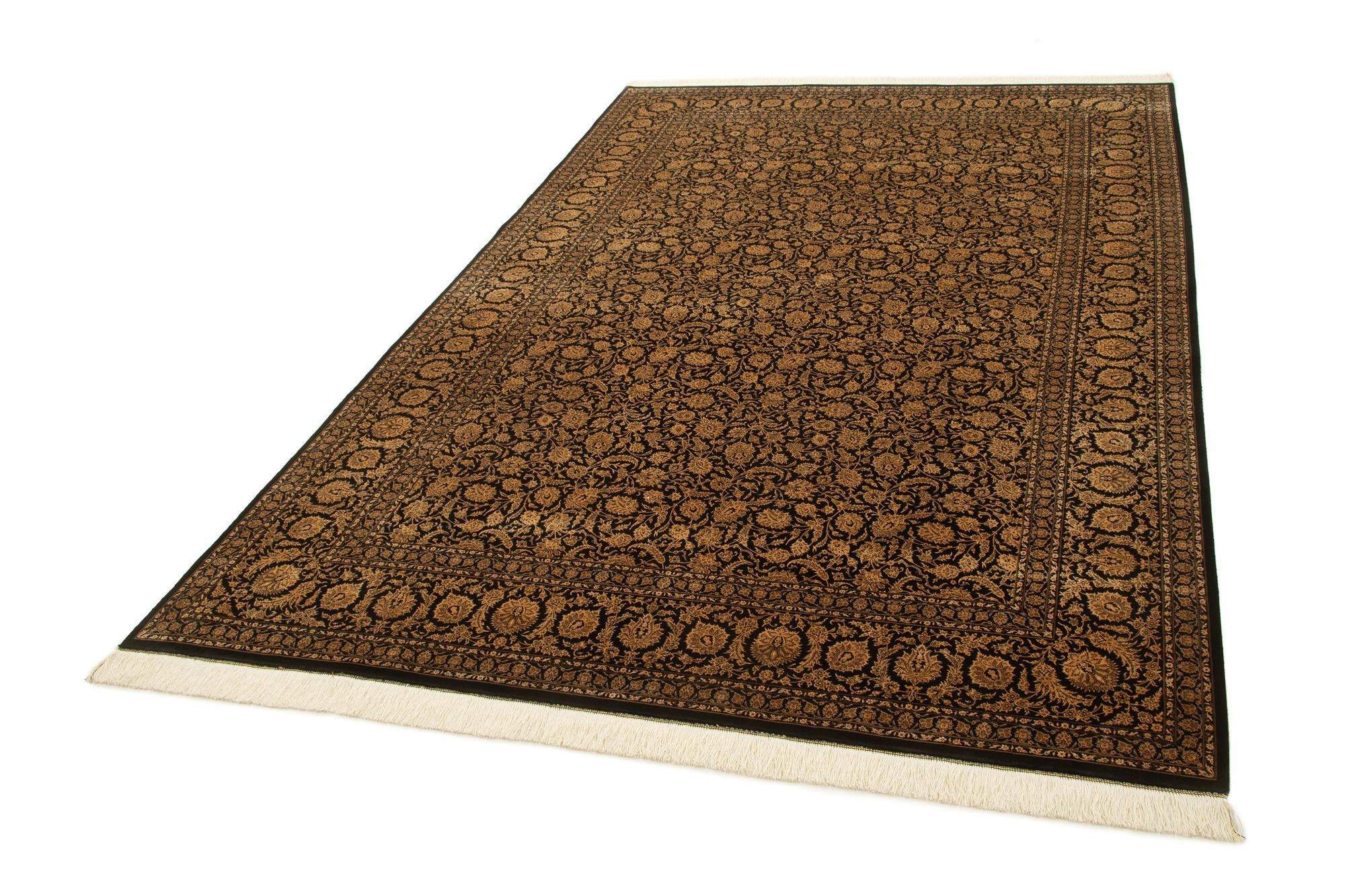 6' 5 x 9' 10 Ghom Design Rug