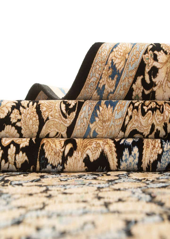 5' 8 x 9' 1 Ghom Design Rug