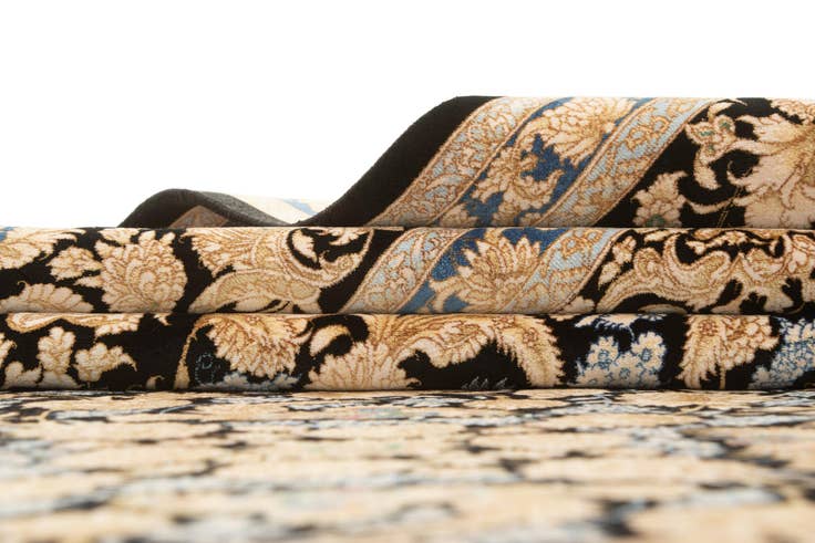 Detail image of 5' 8 x 9' 1 Ghom Design Rug