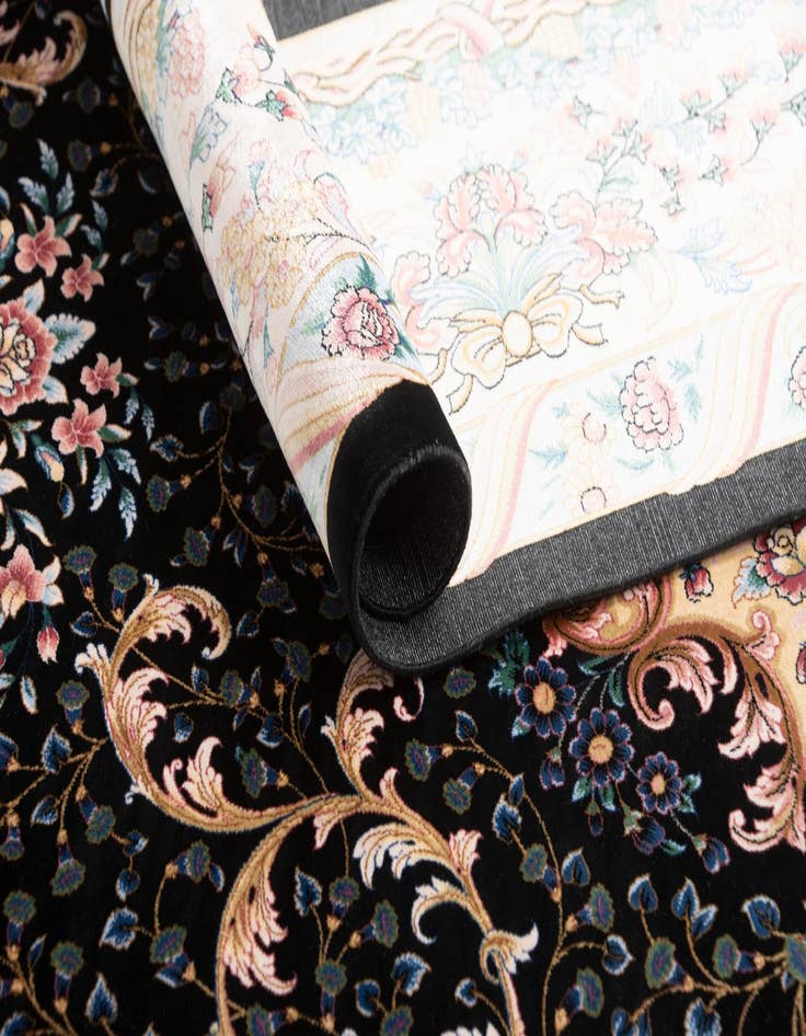 Detail image of 5' 11 x 9' 2 Ghom Design Rug