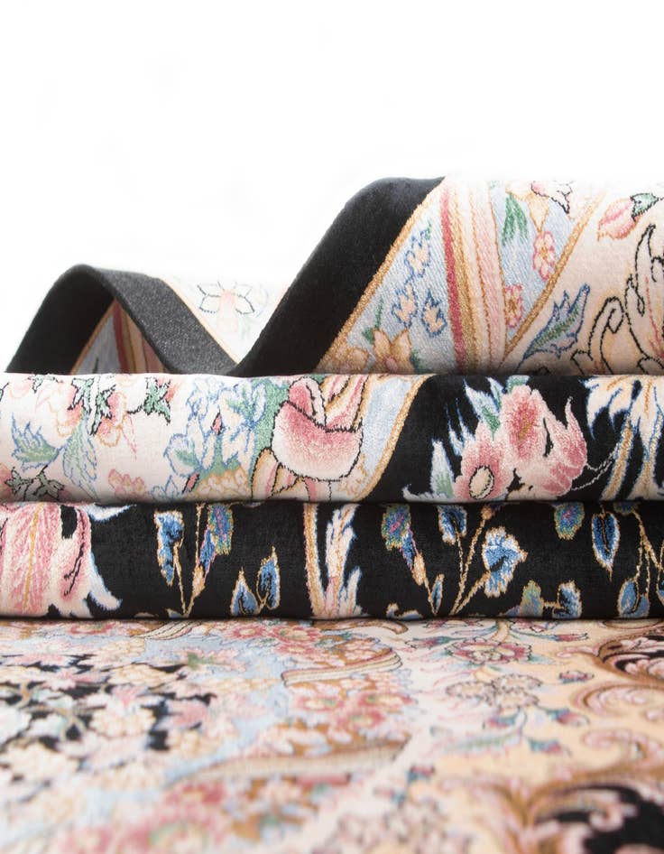 Detail image of 5' 11 x 9' 2 Ghom Design Rug