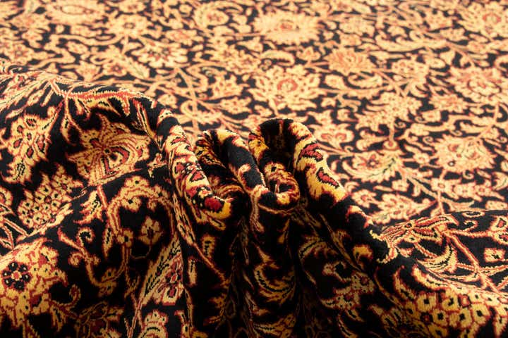 6' 4 x 9' 9 Ghom Rug
