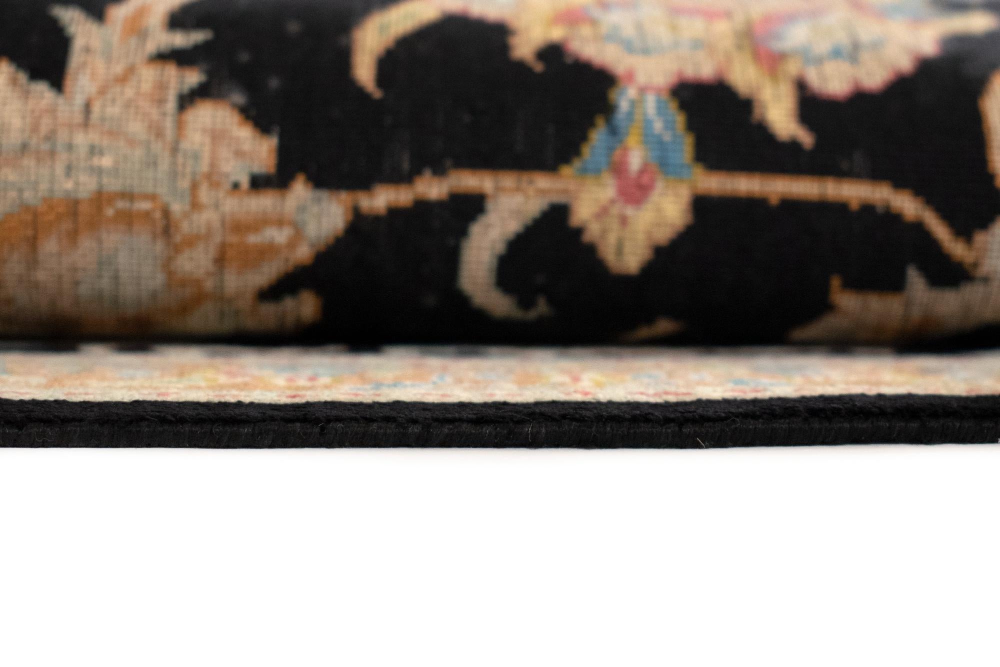 4' 4 x 6' 7 Ghom Silk Rug
