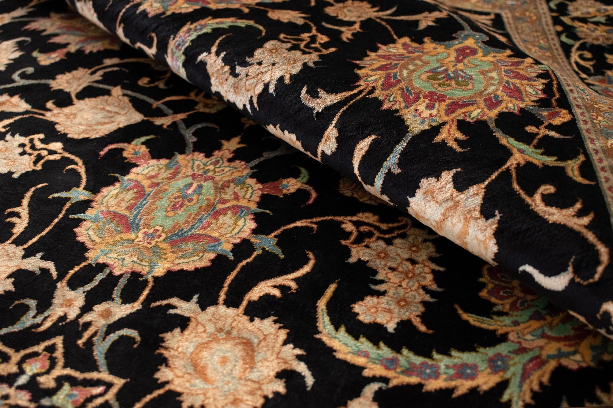 4' 4 x 6' 7 Ghom Silk Rug