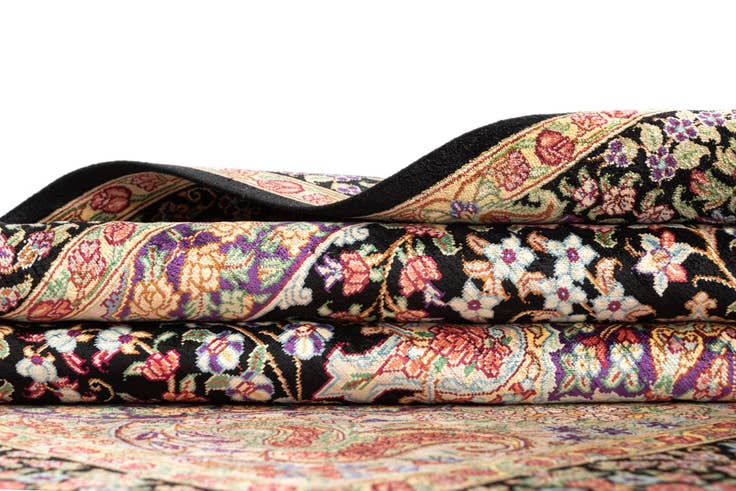 Detail image of 3' 3 x 4' 10 Ghom Silk Rug