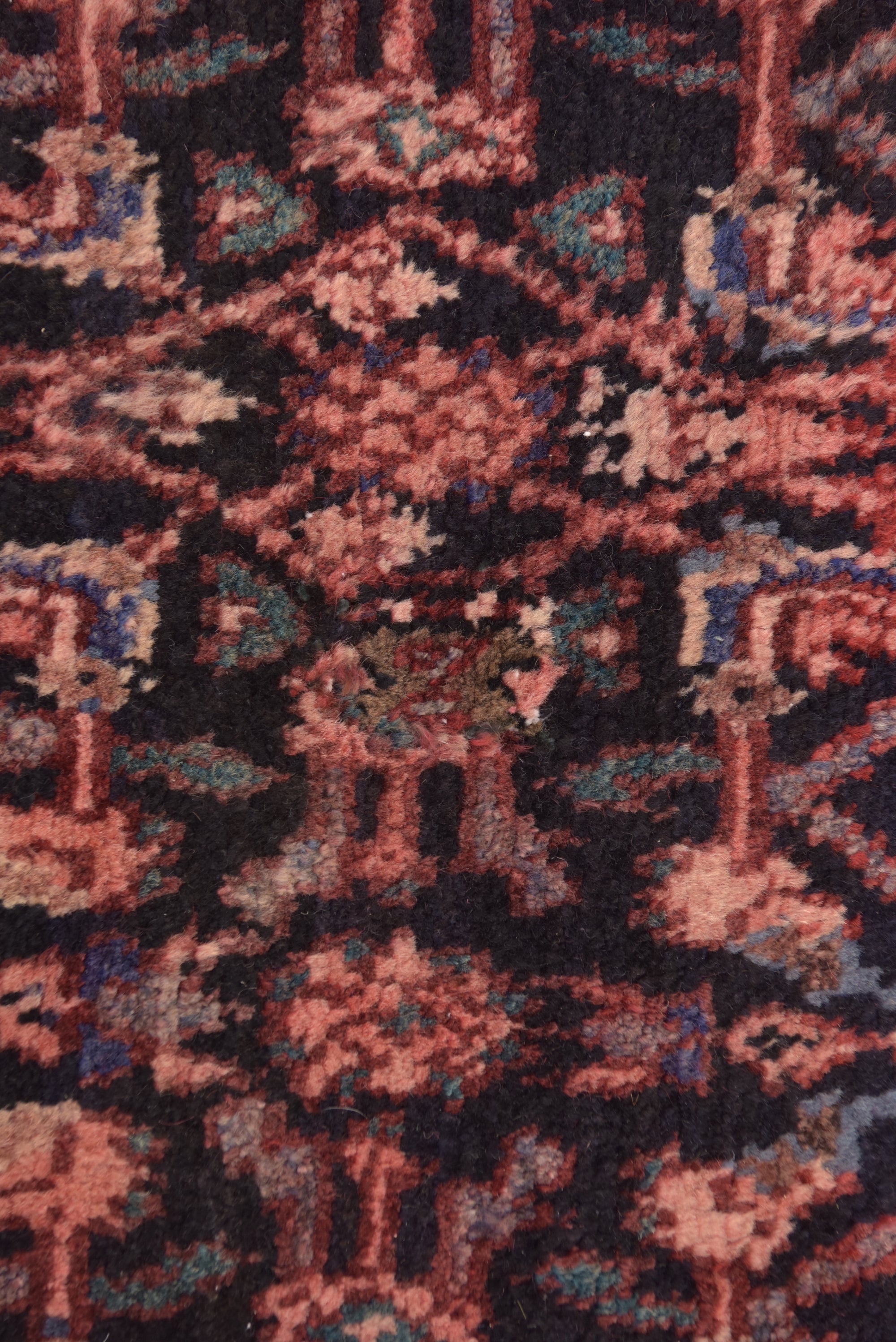 4' 10 x 7' 5 Hand Knotted Hossainabad Persian Wool Rug