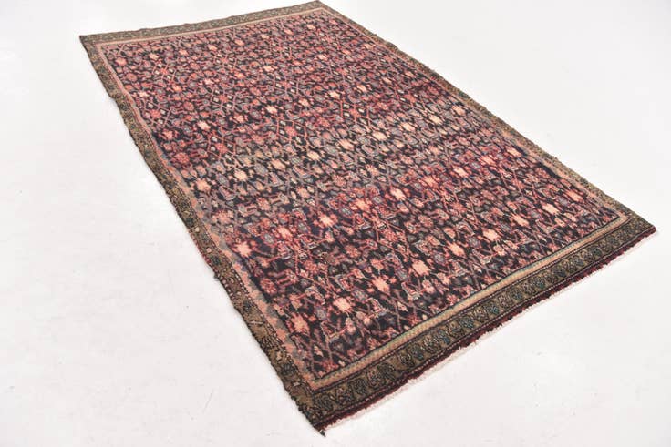 Detail image of 4' 10 x 7' 5 Hand Knotted Hossainabad Persian Wool Rug