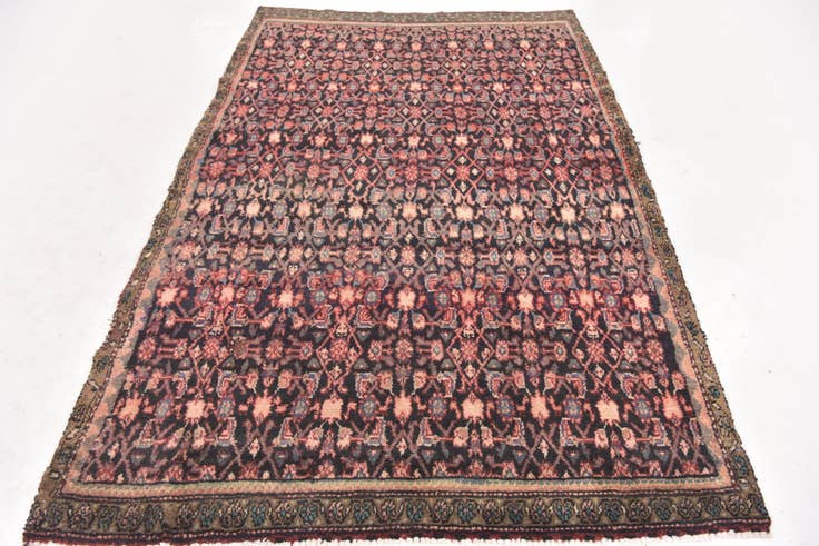 Detail image of 4' 10 x 7' 5 Hand Knotted Hossainabad Persian Wool Rug