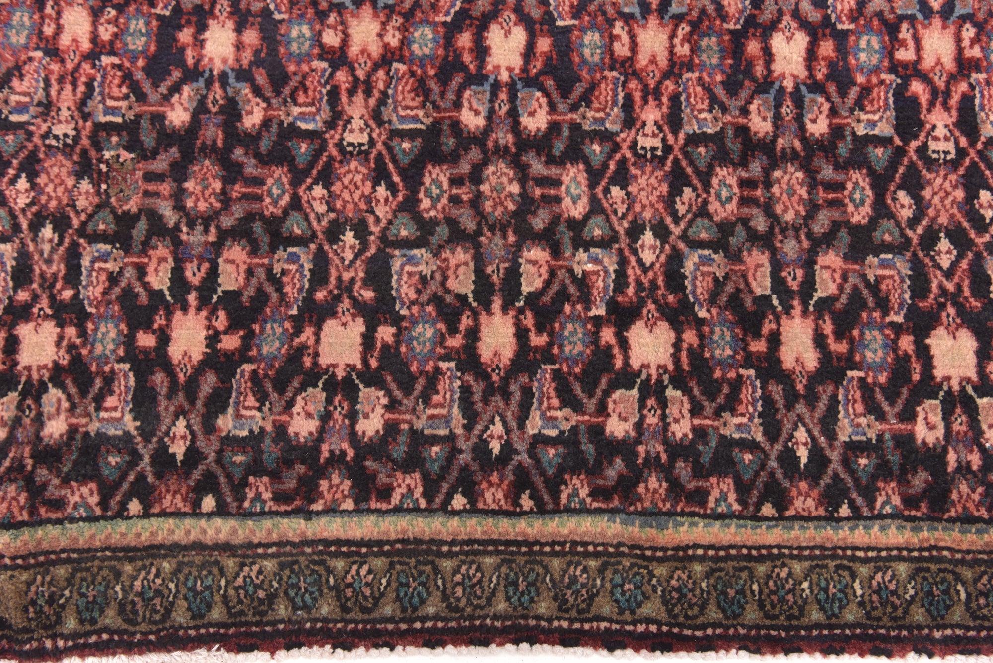 4' 10 x 7' 5 Hand Knotted Hossainabad Persian Wool Rug