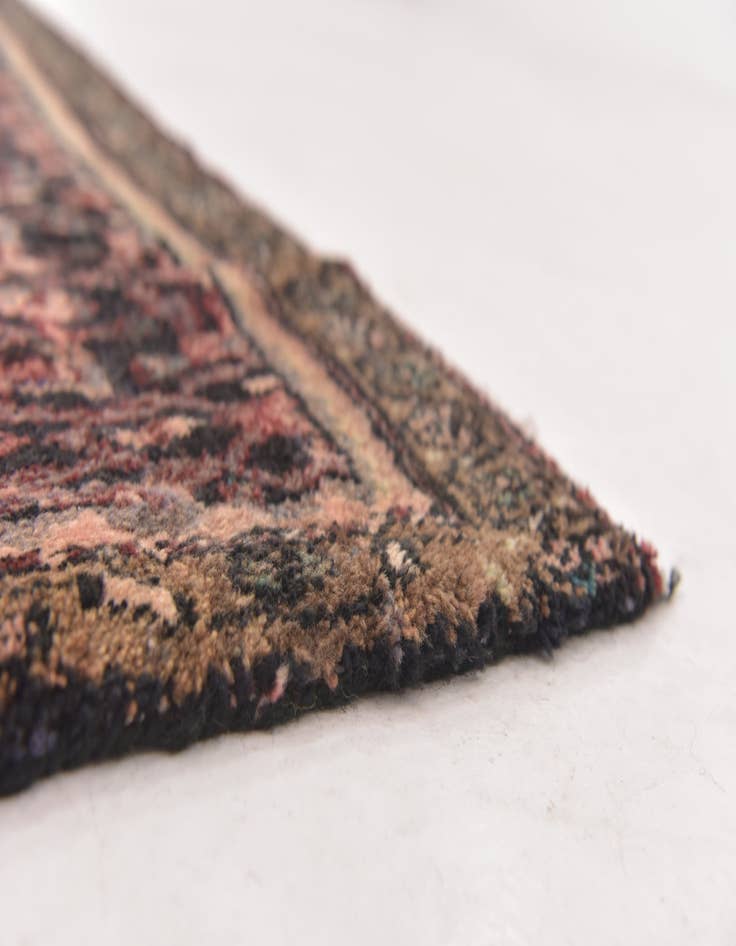 Detail image of 4' 10 x 7' 5 Hand Knotted Hossainabad Persian Wool Rug