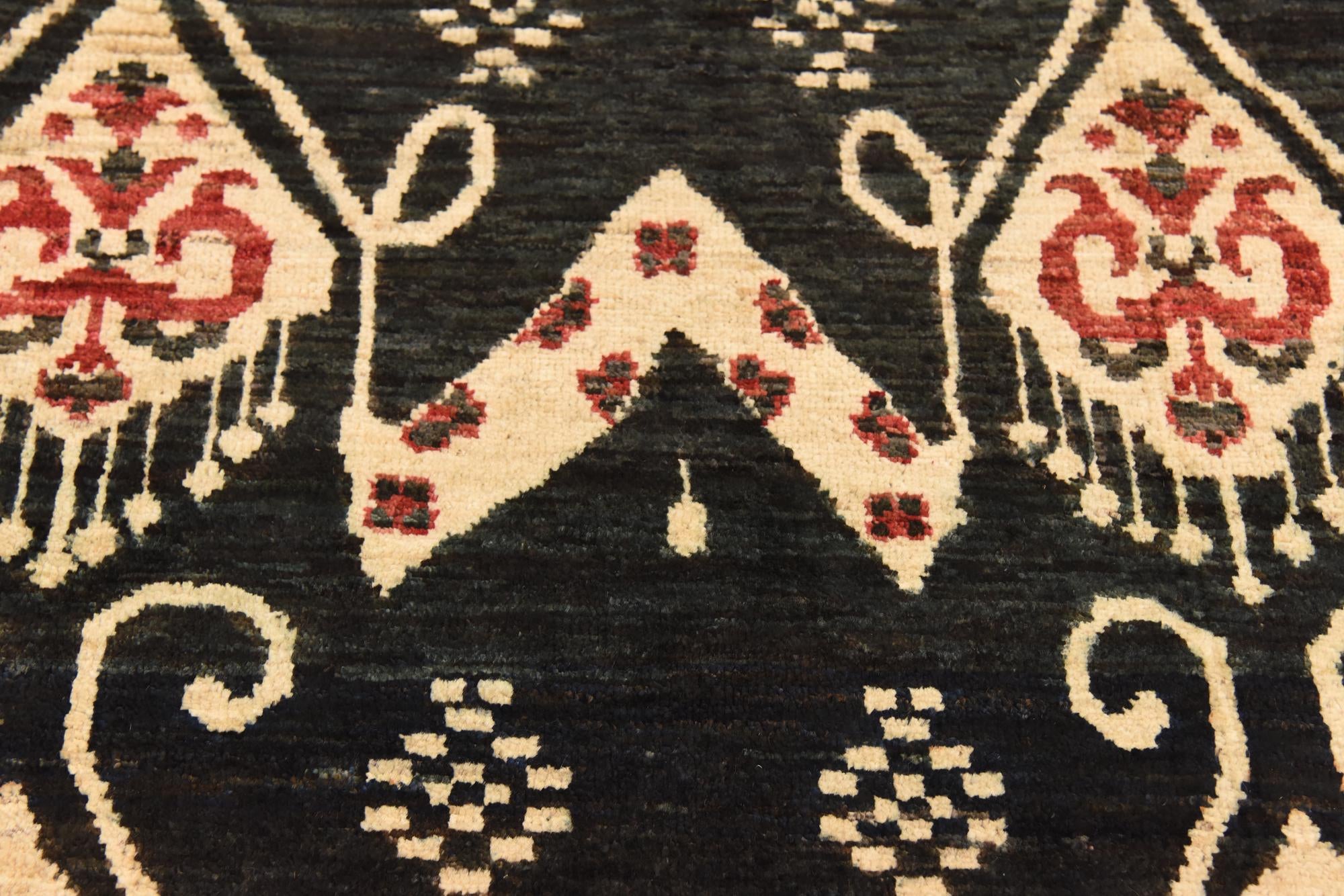 6' 2 x 9' 8 Hand Knotted Ikat Rug