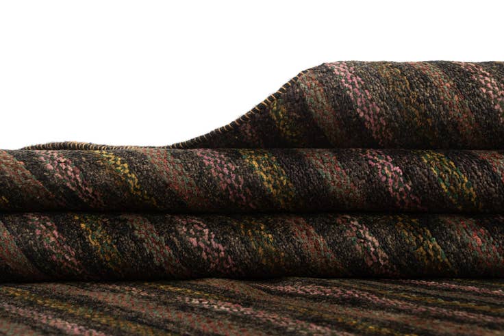 Detail image of 6' 6 x 9' 9 Juma Wool Rug