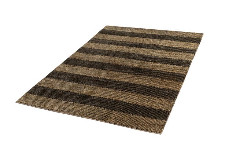 Detail image of 4' 6 x 6' 7 Juma Wool Rug