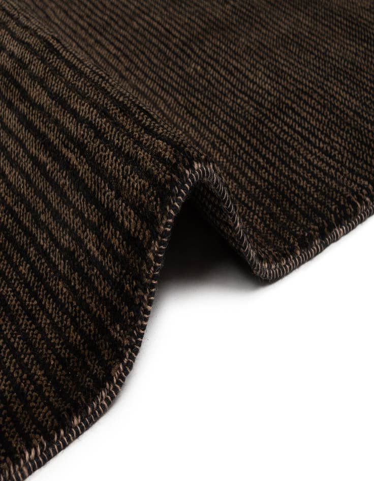 Detail image of 5' 8 x 7' 10 Juma Wool Rug