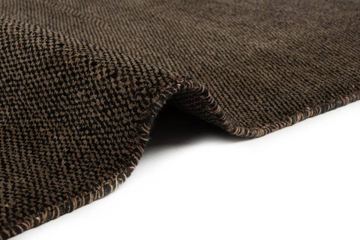 Detail image of 6' 7 x 8' 1 Juma Wool Rug