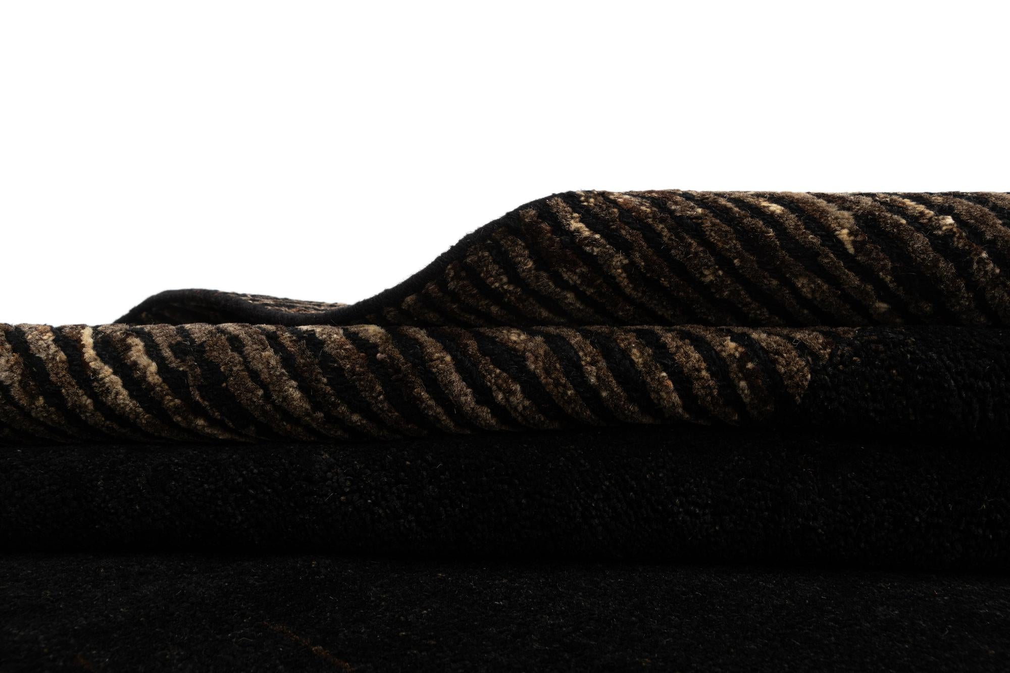 6' x 8' 10 Juma Wool Rug
