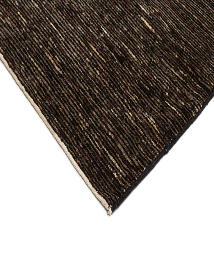 Detail image of 5' 8 x 8' Juma Wool Rug