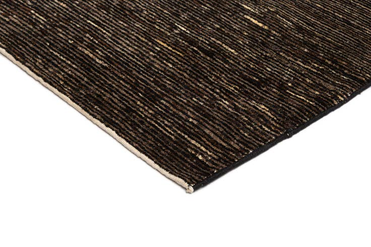 Detail image of 5' 8 x 8' Juma Wool Rug