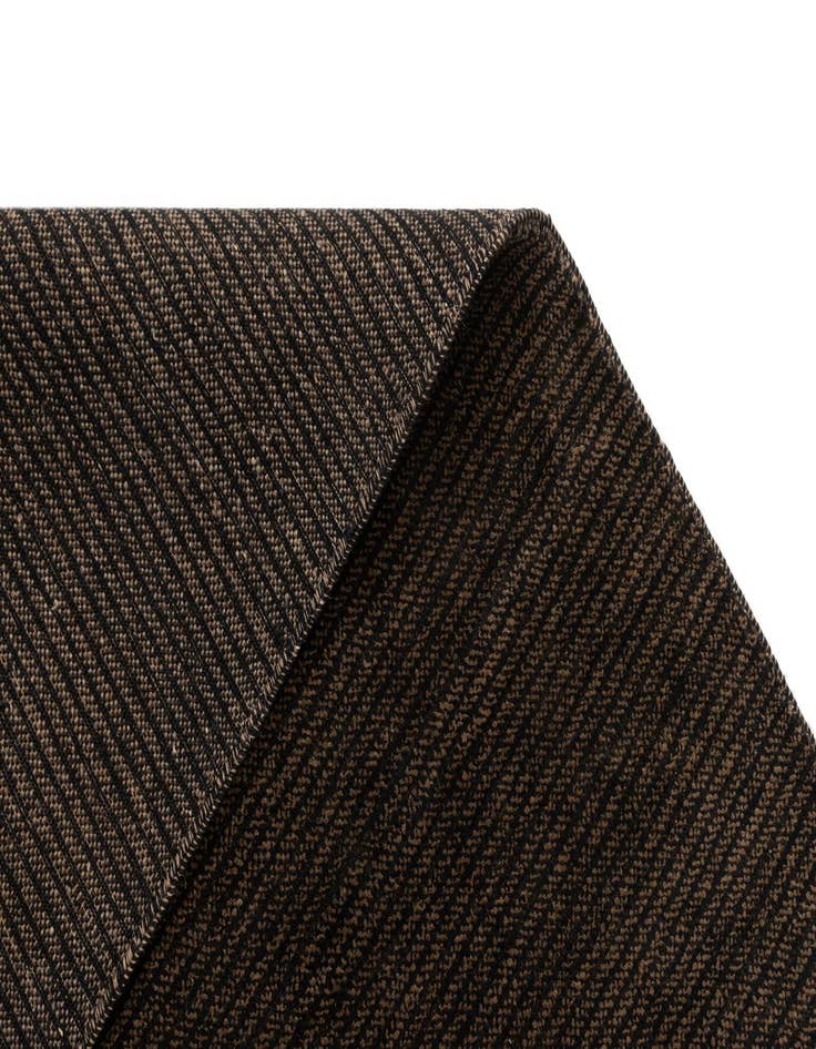 Detail image of 5' 5 x 7' 11 Juma Wool Rug