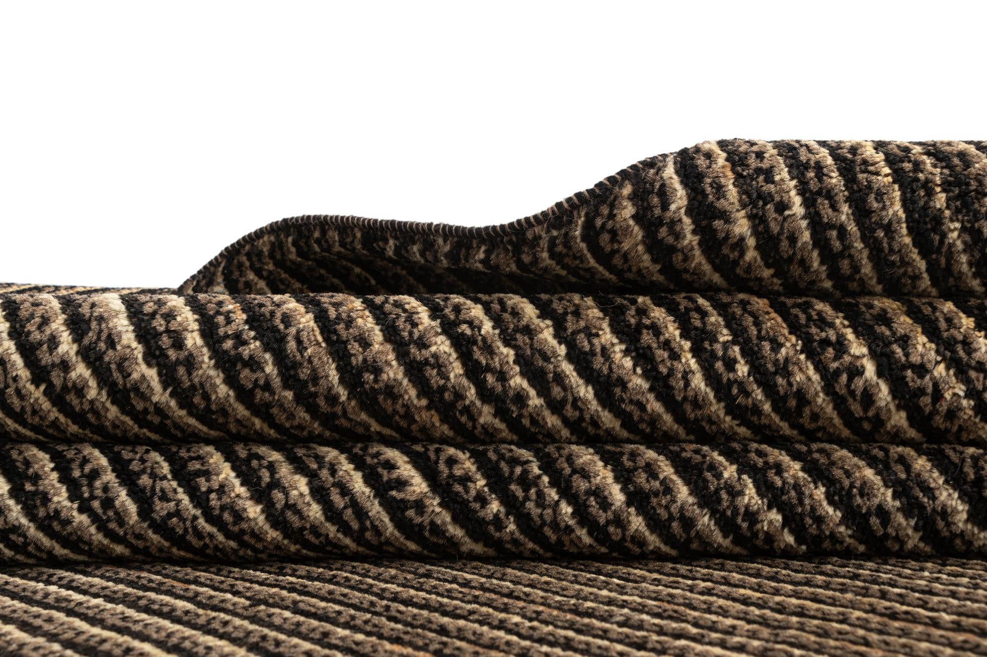 5' 7 x 7' 10 Juma Wool Rug