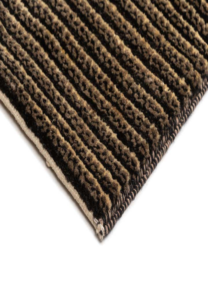 5' 7 x 7' 10 Juma Wool Rug