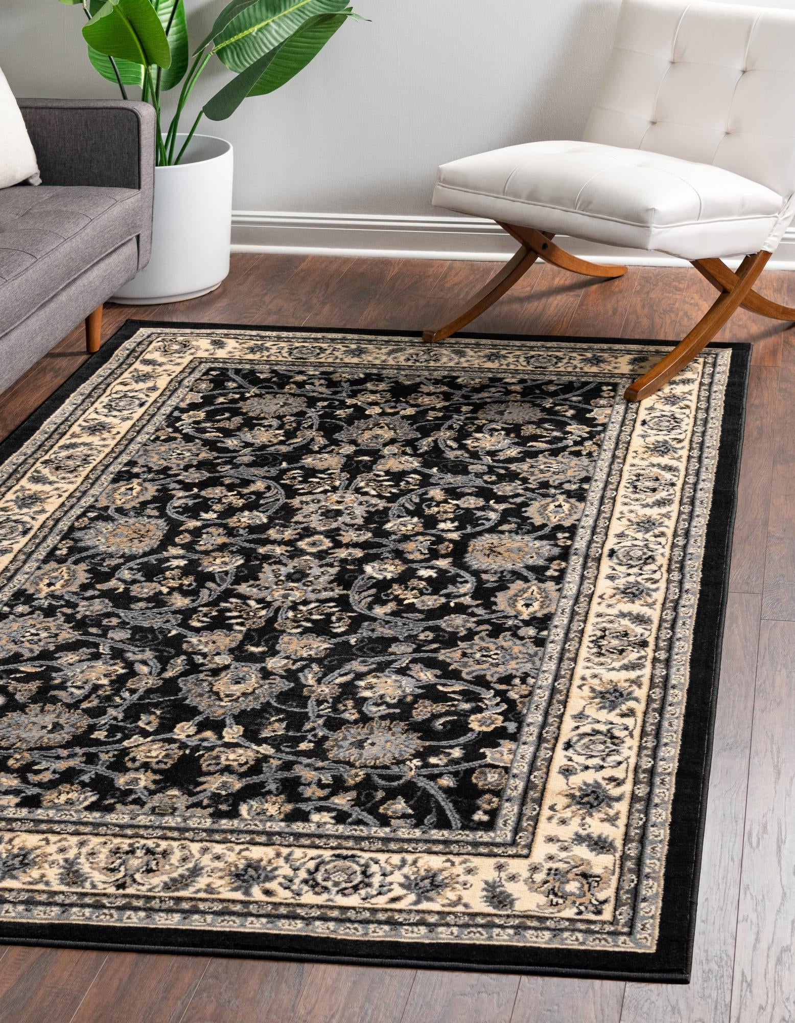 5' 3 x 8' Kashan Design Rug