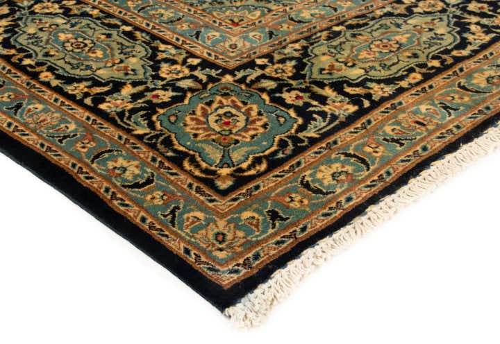 7' 10 x 11' 9 Kashan Wool Rug
