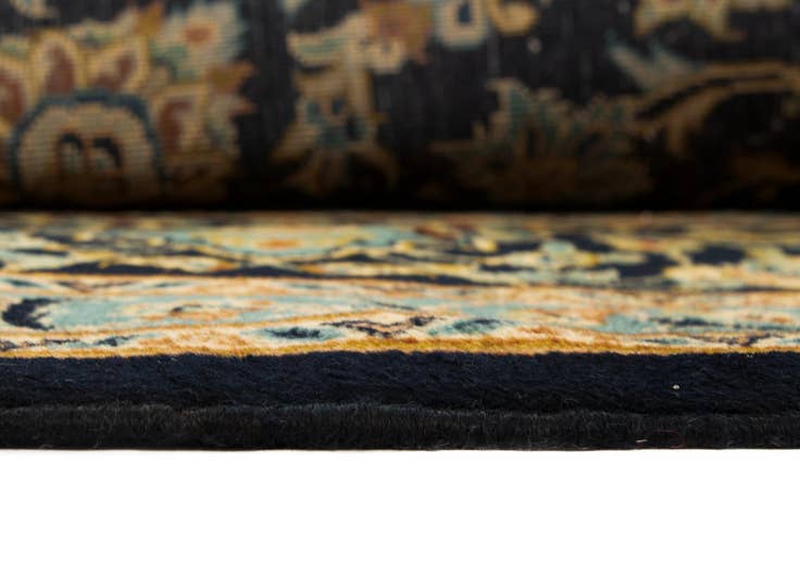 Detail image of 7' 10 x 11' 9 Kashan Wool Rug