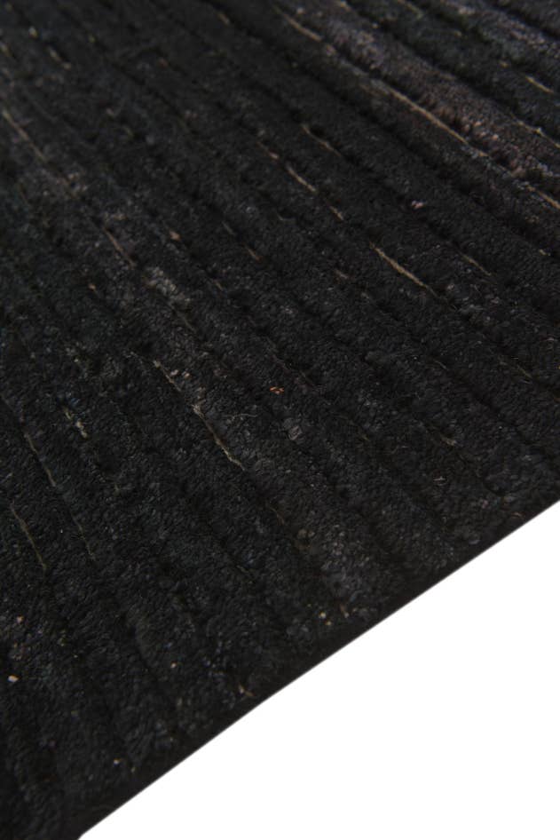 Detail image of 5' 6 x 8' Hand Knotted Kashkuli Gabbeh Oriental Wool Rug